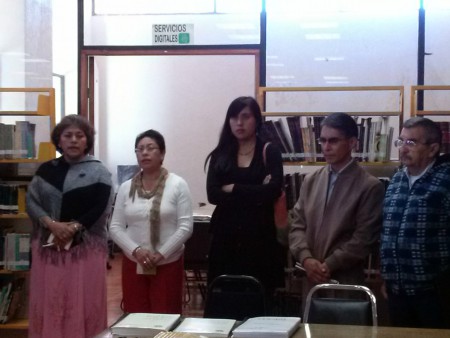 Autoridades de la Subdirección y Coordinación de Bibliotecas así como el instructor del curso